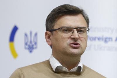 Ukrainian Foreign Minister Dmytro Kuleba let it be clear that he believes if the United States and other Western allies had provided the weapons Kyiv requested in the months prior to Russia’s invasion, thousands of lives may have been saved.