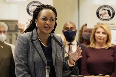 “Democrats like to try to explain things. If people ask you why it costs too much on rent, blame it on DeSantis. … We can play that game too,” state Rep. Fentrice Driskell said.