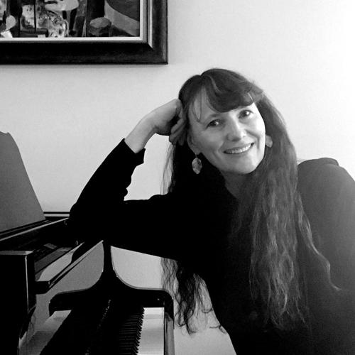 Julie Hanney - black and white photo.JPG