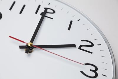 OPED-DAYLIGHT-SAVING-EDITORIAL-DMT