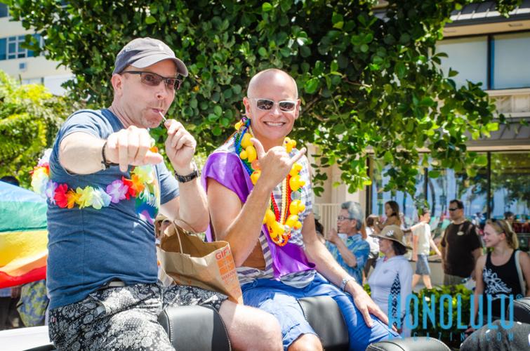 41800 Hnlpridepart1apridehnl2014 0005