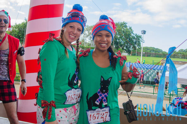 33973 Hnlmaguglysweater2014hnlmagkbp 6607