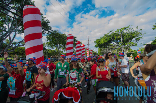 34034 Hnlmaguglysweater2014hnlmagkbp 6799
