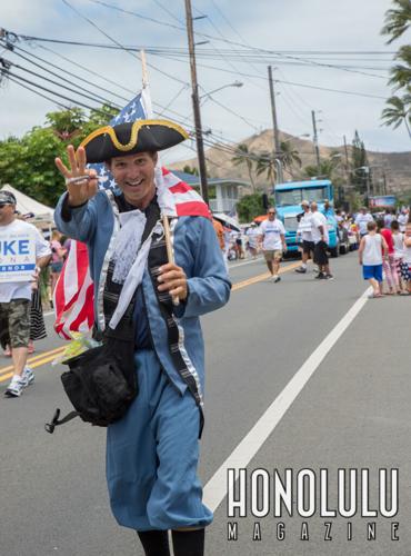 43655 10kailua4thparadehnlmagkbp 0647