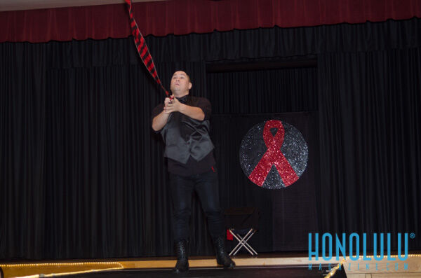 37134 Hnlmagreddressball2014hnlmagkbp Reddressball 2