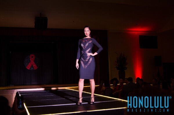 37084 Hnlmagreddressball2014hnlmagkbp 9862