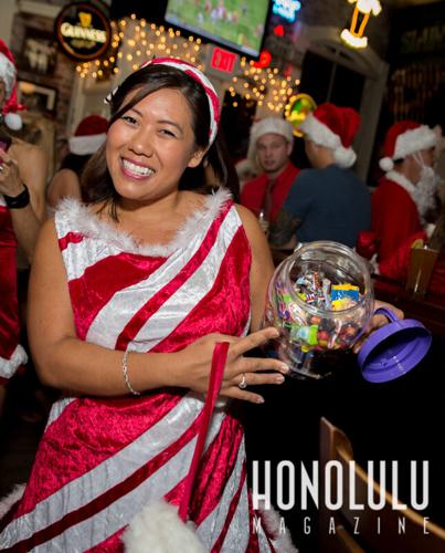 47574 Santaconwatermarkedsantacon2014hnlmagkbp 0473