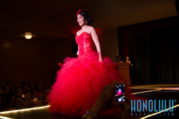 37061 Hnlmagreddressball2014hnlmagkbp 9765