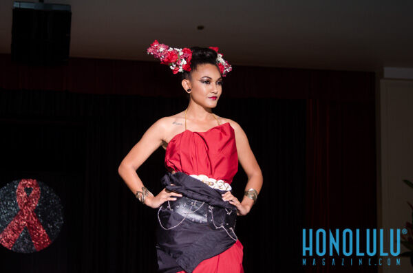 37121 Hnlmagreddressball2014hnlmagkbp 9994