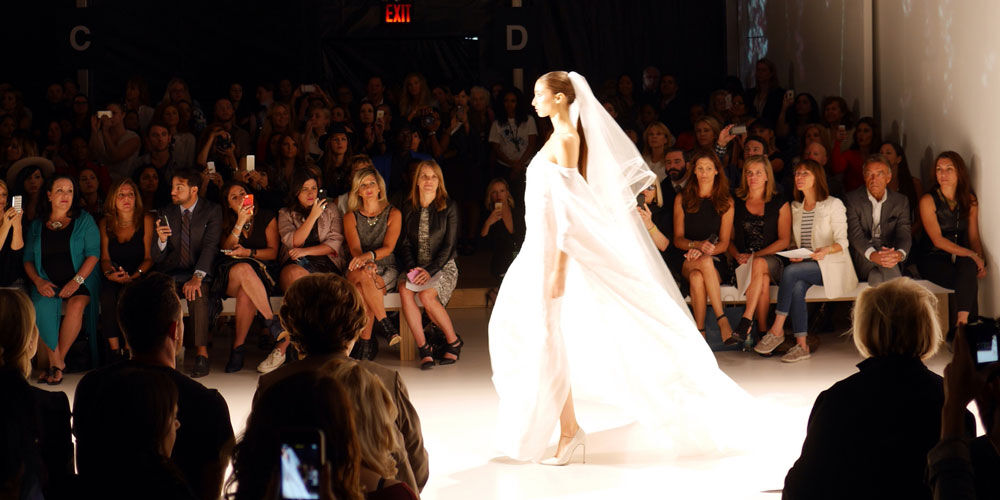 44833 Nyfw4