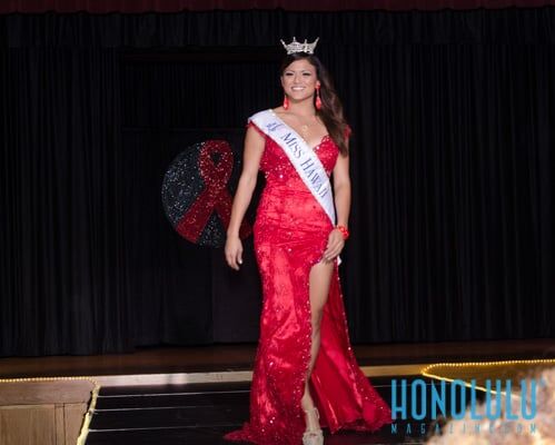 37047 Hnlmagreddressball2014hnlmagkbp 9706