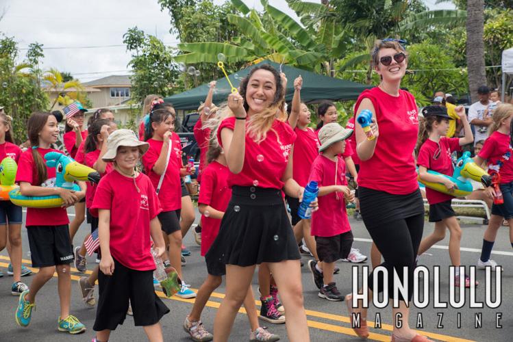 43629 10kailua4thparadehnlmagkbp 0617