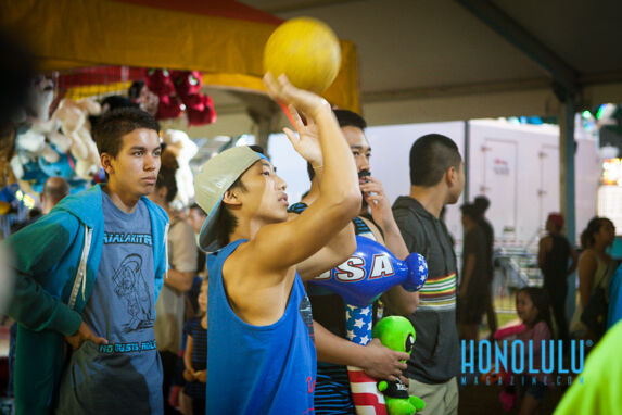 35797 1599hn0214 Od Punahoucarnival 1732