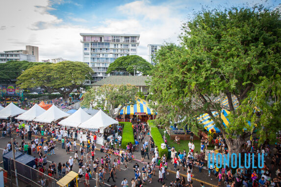 35678 Hn0214 Od Punahoucarnival 1569