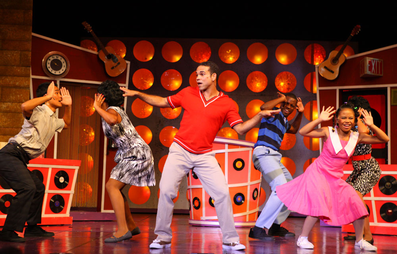 44823 Hairspray 2011