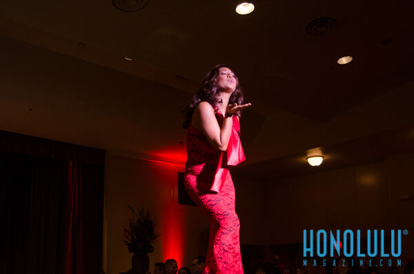 37053 Hnlmagreddressball2014hnlmagkbp 9730