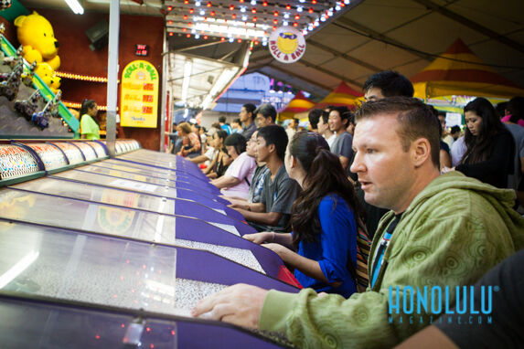 35811 1599hn0214 Od Punahoucarnival 1745