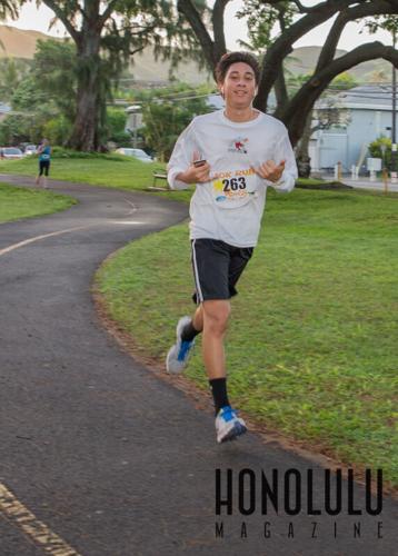 47187 Lanikai10k2014hnlmagkbp 6247