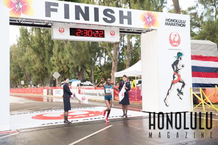 47844 Watermarkmarathon2014hnlmagkbp 3244