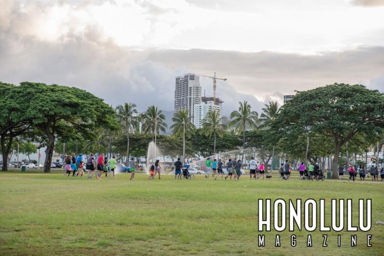 43926 Coconutchase2coconutchase2014hnlmagkbp 2653