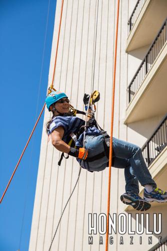 45622 Overtheedgespecolyhnlmagkbp 1052