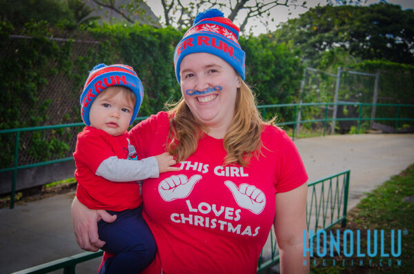 33985 Hnlmaguglysweater2014hnlmagkbp 6651