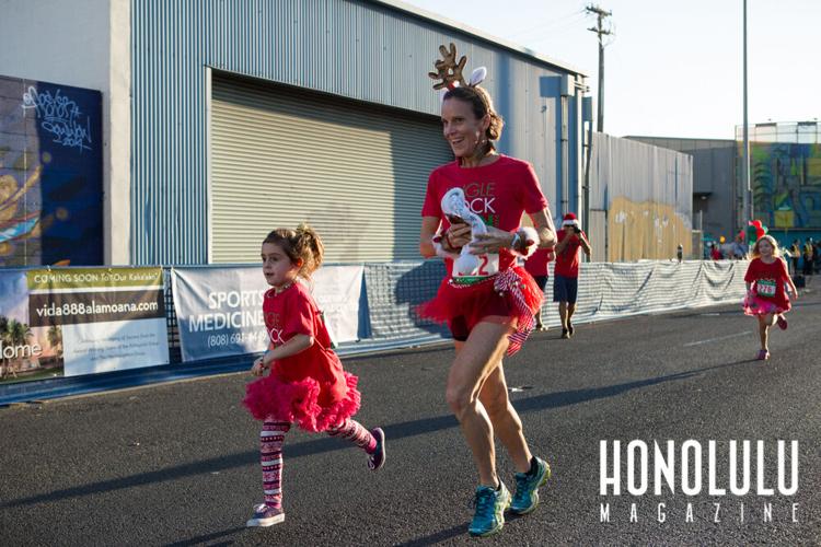 48243 Jinglerockrunwebhn1214 Od Jinglerockrun 4111