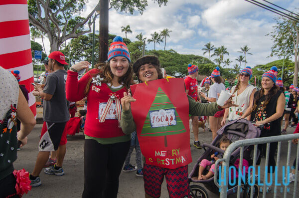 34026 Hnlmaguglysweater2014hnlmagkbp 6779