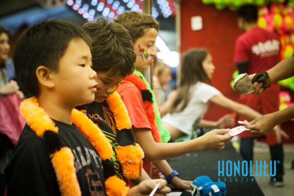 35815 1599hn0214 Od Punahoucarnival 1749