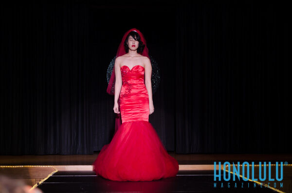 37118 Hnlmagreddressball2014hnlmagkbp 9986