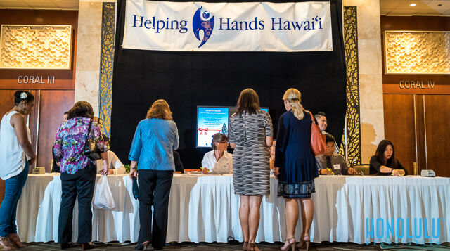 38176 20140318 Helpinghands 002