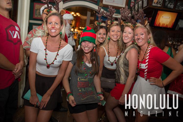 47557 Santaconwatermarkedsantacon2014hnlmagkbp 0479
