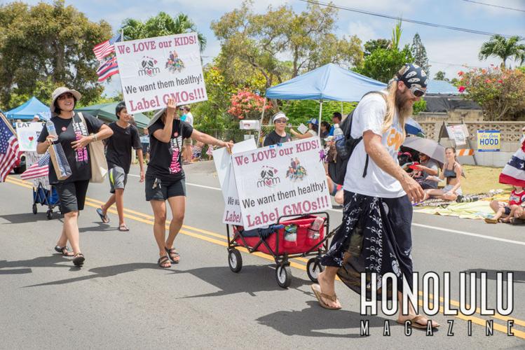 43595 9kailua4thparadehnlmagkbp 0579