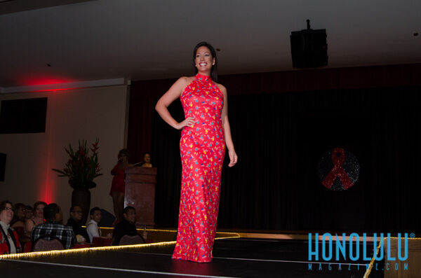 37065 Hnlmagreddressball2014hnlmagkbp 9778