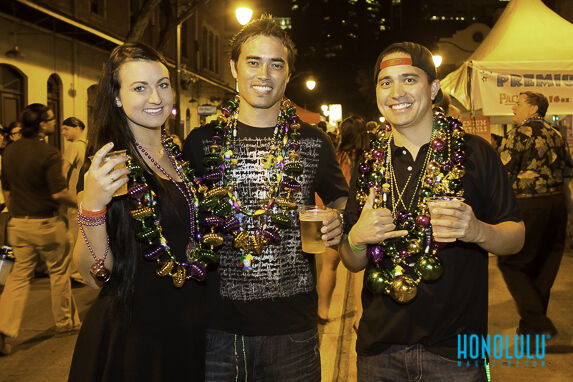 37188 Mardigraswebhn0314 Dc 8853