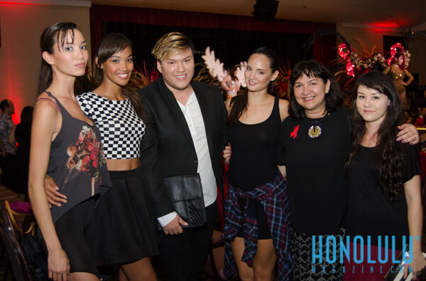 37146 Hnlmagreddressball2014hnlmagkbp Reddressball 30