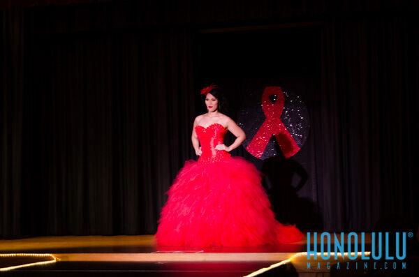 37060 Hnlmagreddressball2014hnlmagkbp 9762