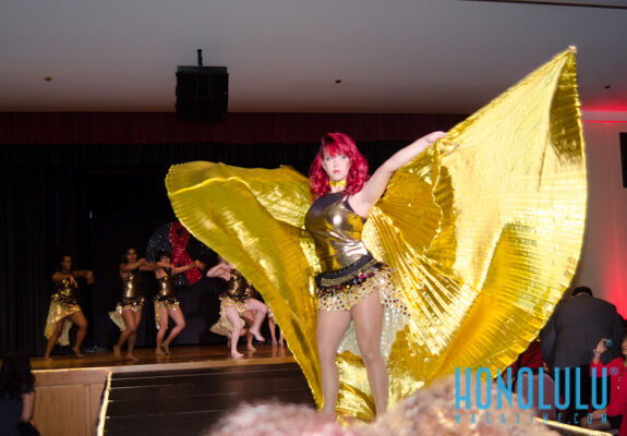 37071 Hnlmagreddressball2014hnlmagkbp 9802