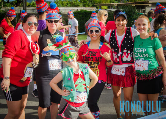 33995 Hnlmaguglysweater2014hnlmagkbp 6698