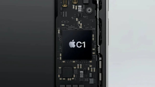 Apple reportedly plans to combine its modem with future processors as a single package