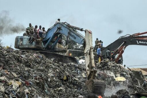 Prime Minister Amadou Oury Bah visited the site of the disaster as rescue efforts continued