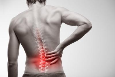 Caminar podría hacer maravillas para el dolor de espalda, según un estudio