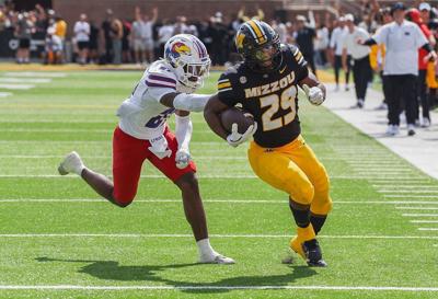 Tigers score first in Border Showdown (copy) (copy)