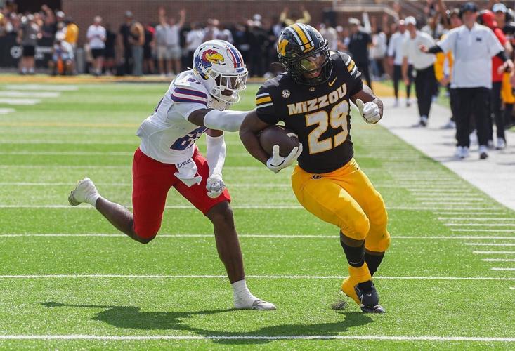 Tigers score first in Border Showdown (copy) (copy)