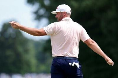 Wyndham Clark took the BMW Championship, holding off Rory McIlroy in dramatic fashion