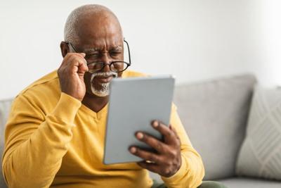 La mayoría de los estadounidenses mayores no confían en la información de salud generada por IA, según una encuesta