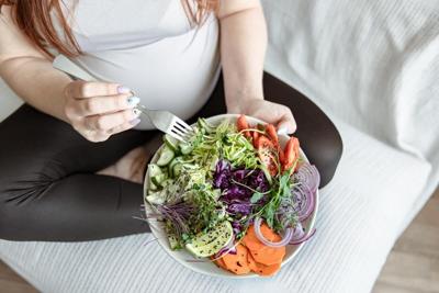 La dieta saludable de la mamá durante el embarazo paga grandes dividendos para el bebé