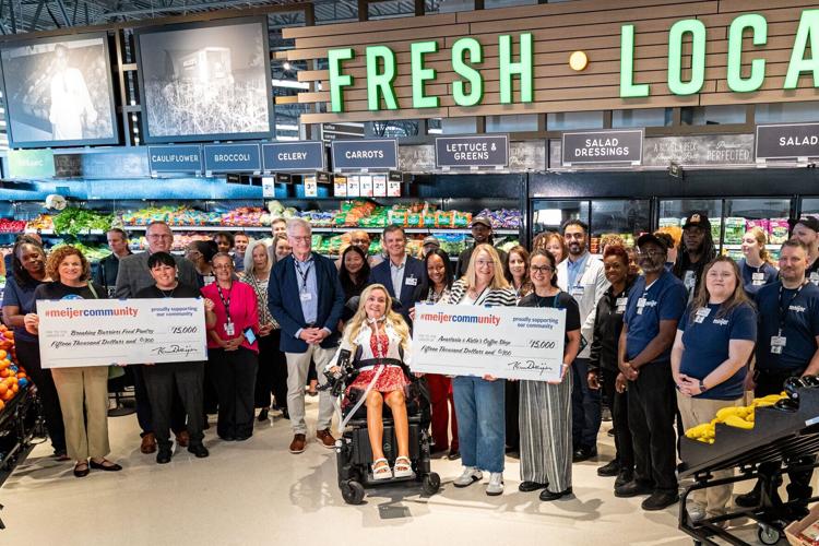 Meijer opened a new 75,000-square-foot Meijer Grocery store in Livonia, Mich., today, bringing value and fresh, convenient grocery shopping to the community. Store Director Sharron Griffin and her team demonstrated the store’s support of the community b...