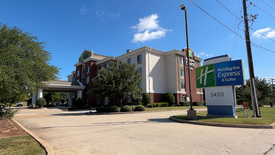 Hotel parking lot targeted in auto burglary spree