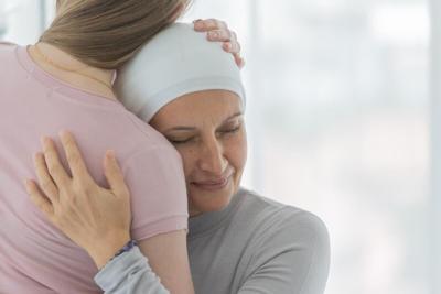 Los tratamientos para el cáncer de mama podrían acelerar el envejecimiento, según un estudio